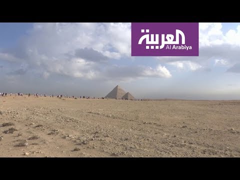 شاهد الآلاف يركضون في القاهرة لتنشيط السياحة