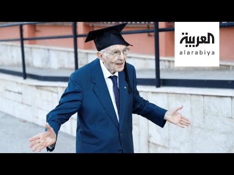 شاهد طالب إيطالي يتخرَّج بعمر 96 عامًا وسط لحظات مؤثِّرة