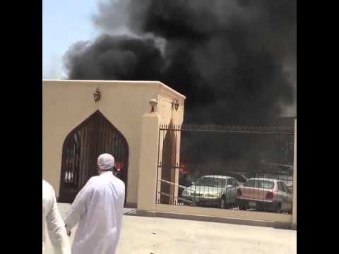 فيديو انفجار سيارة بالقرب من أحد المساجد في الدمام