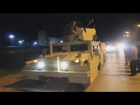 بالفيديووصول القطعات العسكرية التابعة للفرقة 15 إلى الموصل