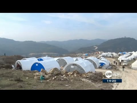 شاهد سكان ريف اللاذقية يلجأون إلى المناطق الحدودية