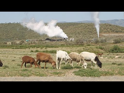 شاهد الوادي المتصدع في كينيا موطن لثامن أكبر محطة منتجة للطاقة الجوفية في العالم