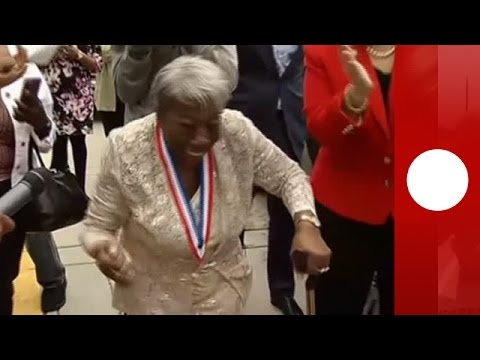 107yearold white house dancer meets harlem globetrotters