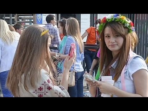 europeans negative view of ukraine