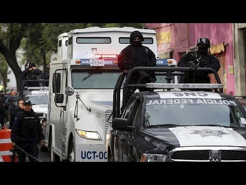 tunnel 15 km long aids mexico drug lord chapos jailbreak