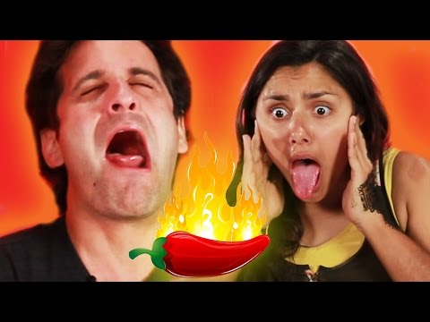 people try the world’s hottest chili pepper