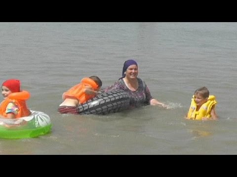 chechnya opens first womenonly beach