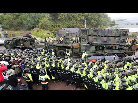 south korean protesters demonstrate