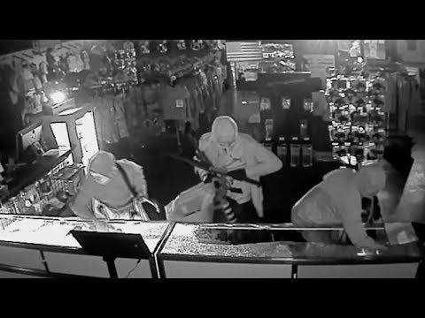 thieves steal over 30 guns