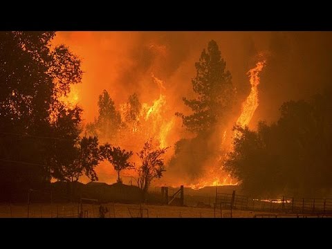 california wildfires force thousands to flee homes